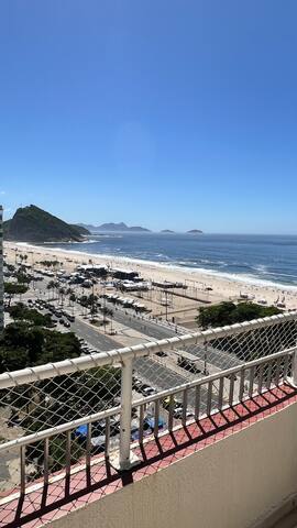 Frente ao Mar, cobertura 2 qtos, ideal p/ famílias gallery image 4