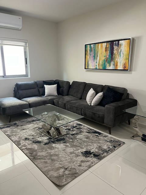 Luxury apartment, first floor, elegant and comfortable