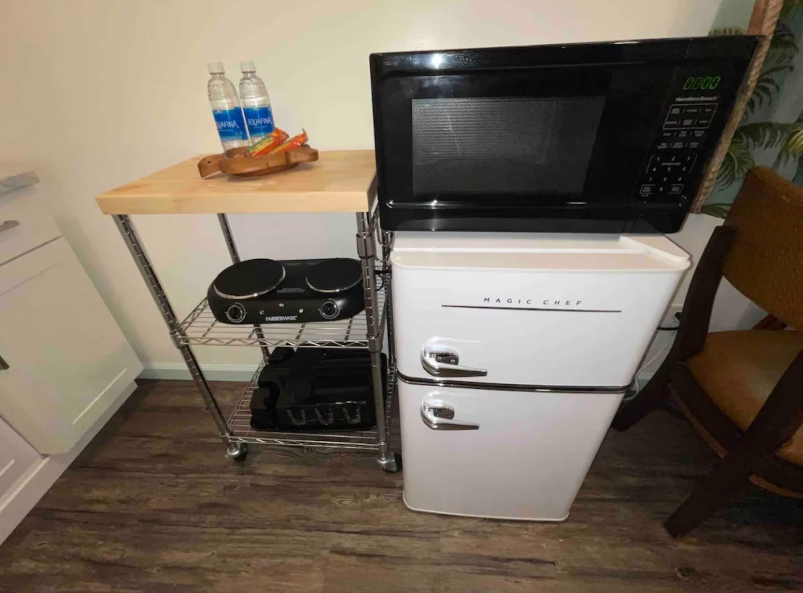 Home in Hilo · ★5.0 · 2 bedrooms · 2 shared baths - Image 9