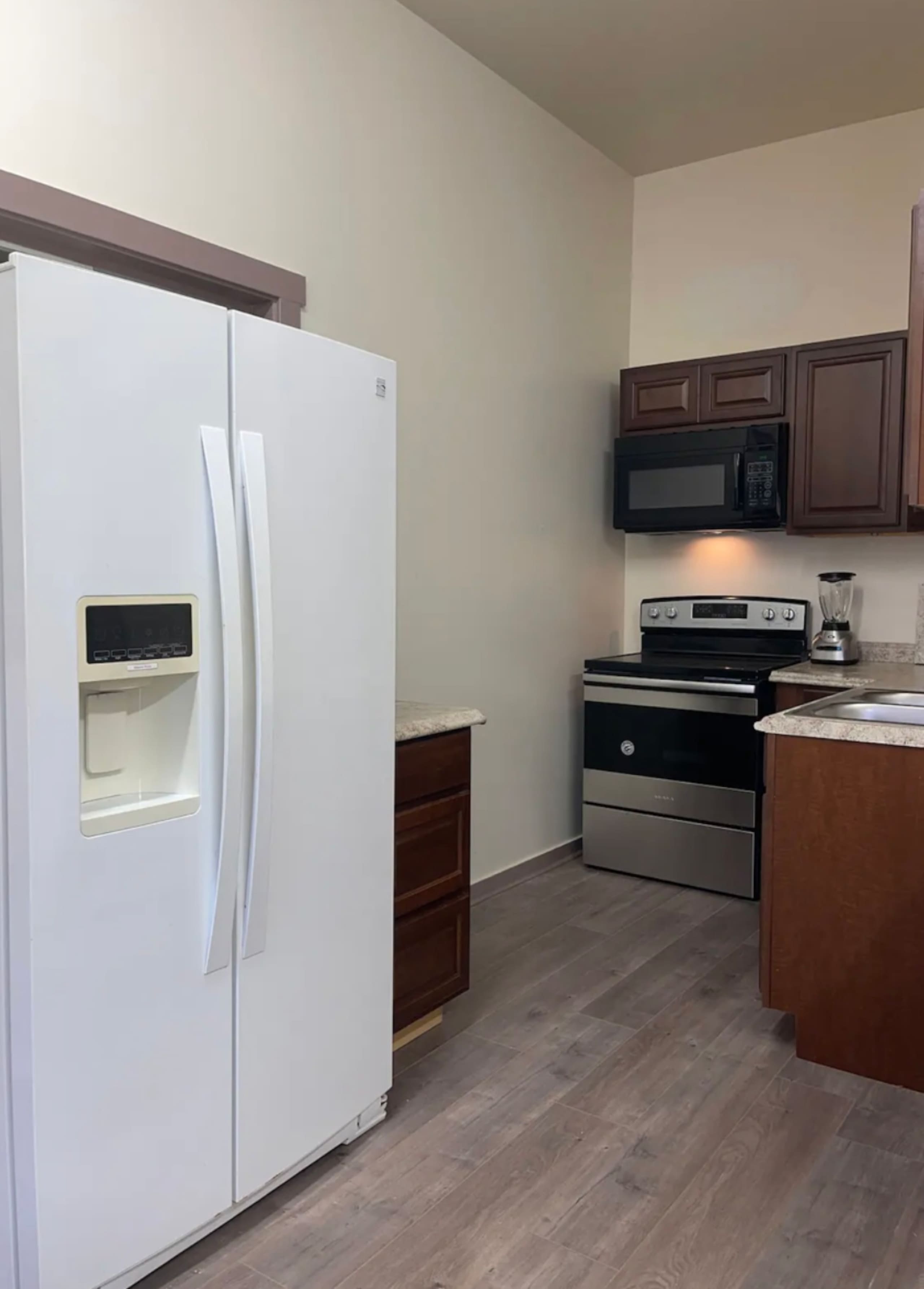 Home in Hilo · ★5.0 · 2 bedrooms · 2 shared baths - Image 2