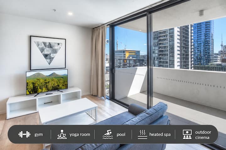 Comfy Two Bedroom Apartment In South Brisbane - 布里斯班