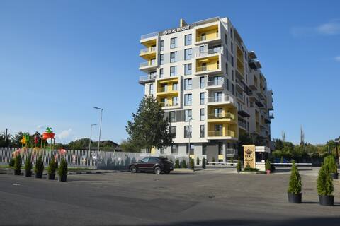 Apartament in cartier privat
