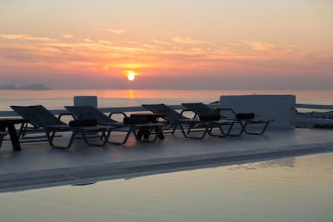 Princess II | Jacuzzi & private pool retreat