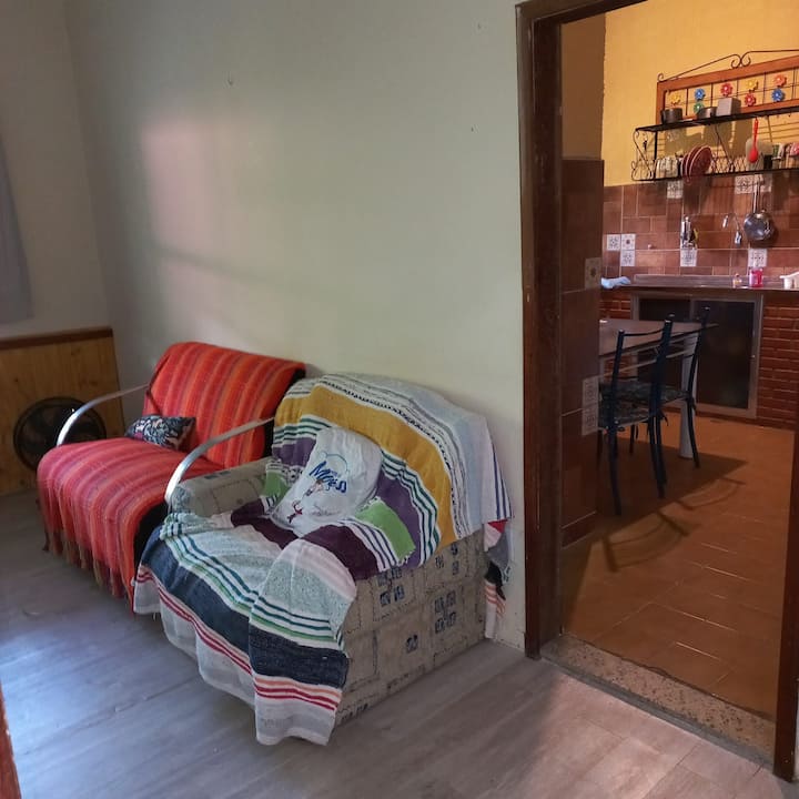 საძინებელი 4