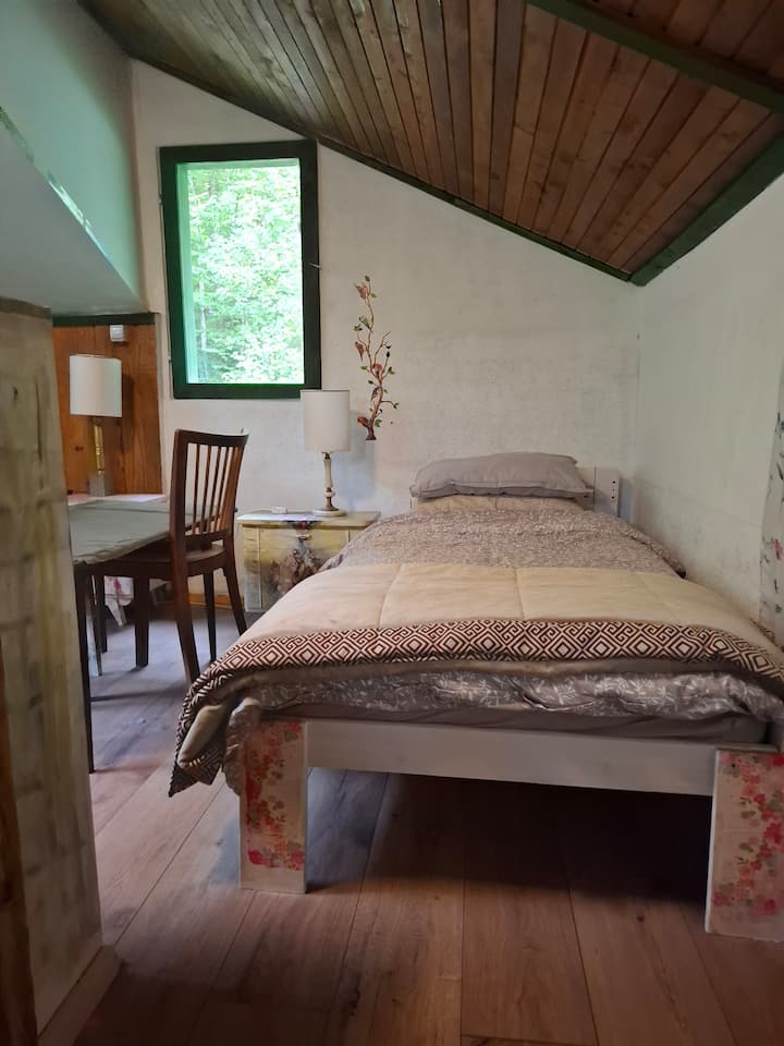 Dhomë gjumi 1