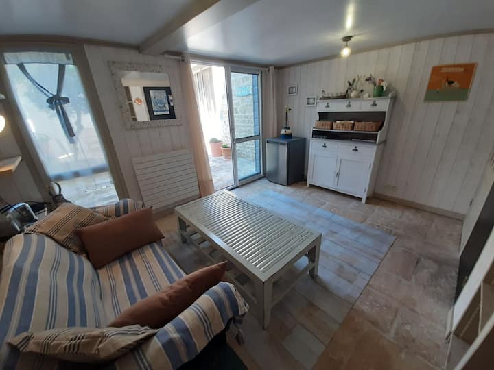 Ancien Chai Rénové En Petit Gîte - Île de Ré