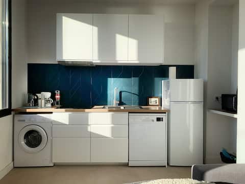 Successful Airbnb property: A short walk to the beach. in Marseille 8e Arrondissement