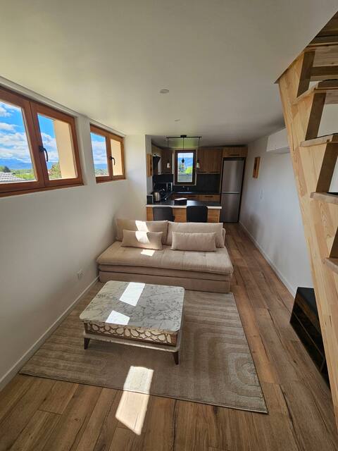 Charming duplex near Geneva and Lake Geneva