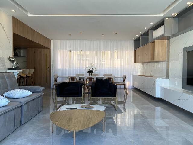 Apartamento Copacabana lateral mar gallery image 2