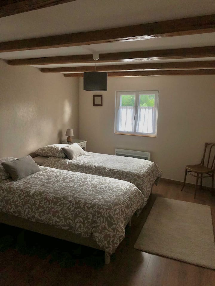 غرفة النوم 1