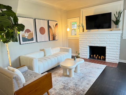 Cozy College Cultural home, near downtown &events!