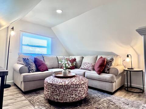 West Leb Studio with Loft