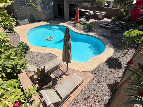 Private Oasis | Pool, Fire Pit, Hot Tub & BBQ