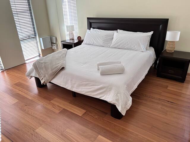 Friends river retreat with pool gallery image 3