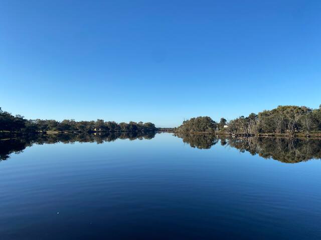 Friends river retreat with pool gallery image 5