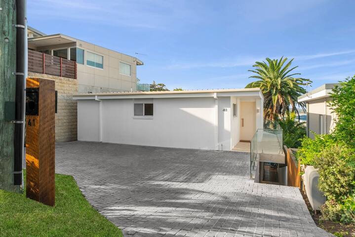 Villa Capriccio – Top Floor Apartment gallery image 3