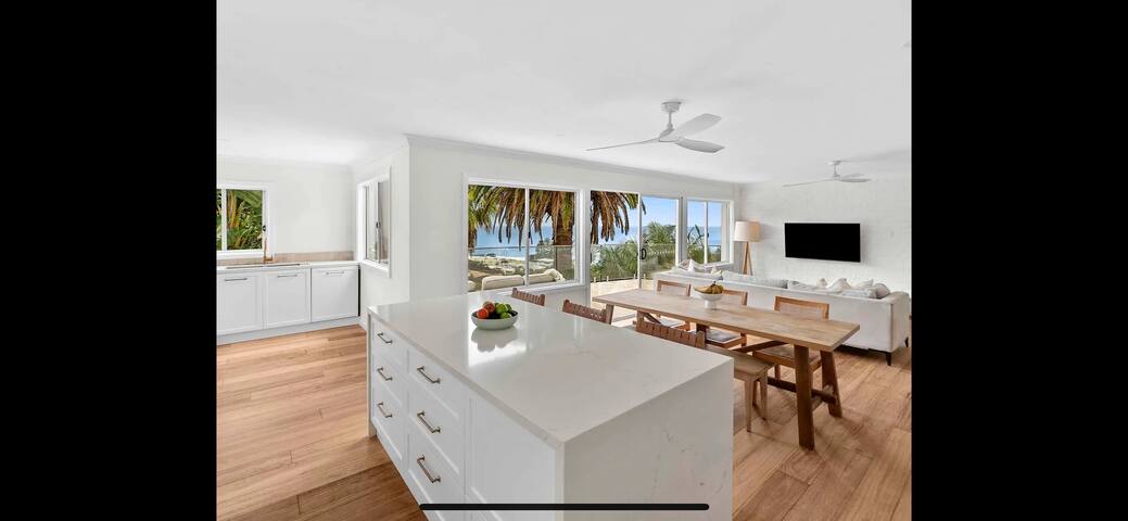 Villa Capriccio – Top Floor Apartment gallery image 4