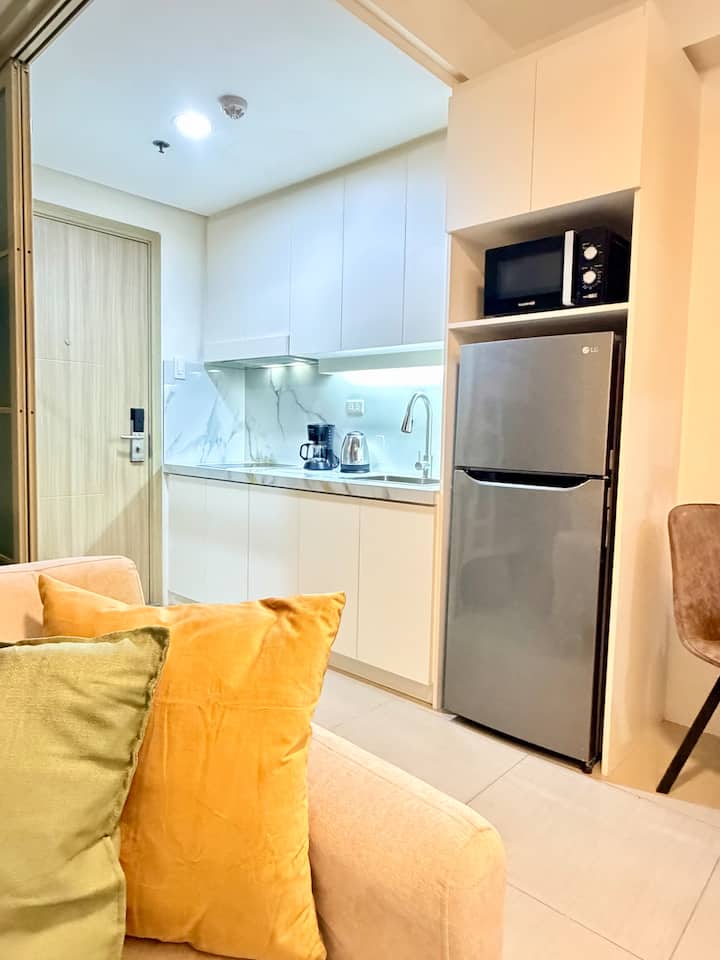Blue Oikos 2br Moa View+wifi+netflix+pay Parking - Ninoy Aquino Airport (MNL)