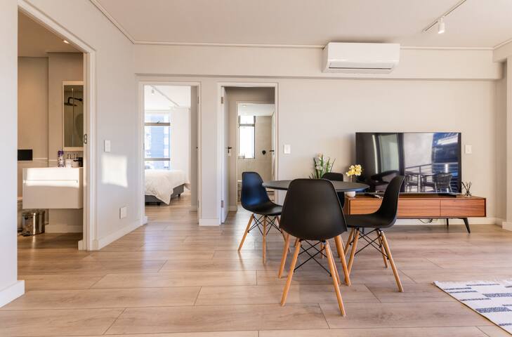 Adorable coastal retreat gallery image 5