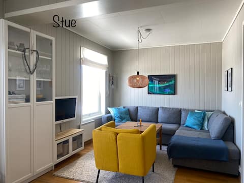 Successful Airbnb property: 4 room apartment on the 2nd floor, about 50 m from Toppskaret. in Målselv