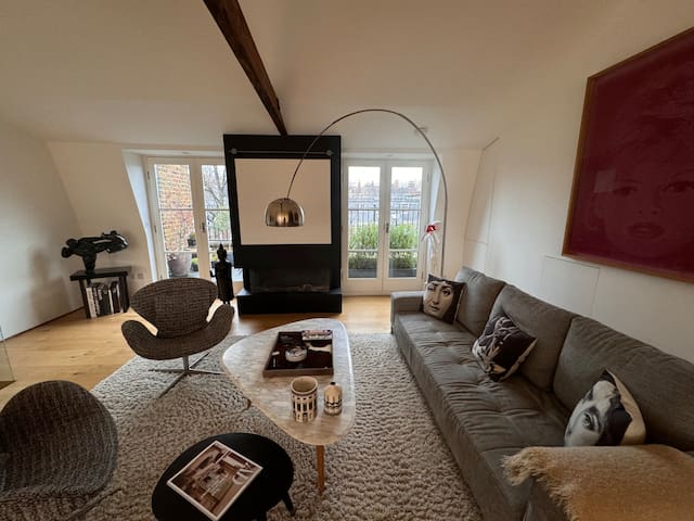 Contemporary 3-Bedroom Duplex in Chelsea