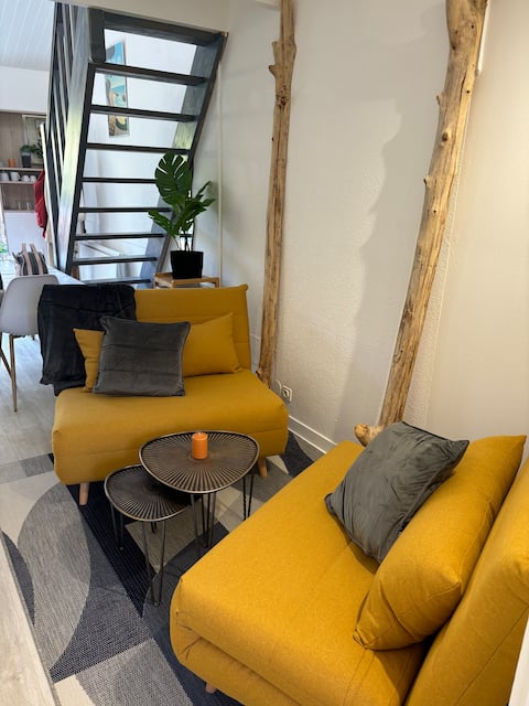 Top performing Airbnb: Small house 300 m from the beach in Saint Palais Sur Mer