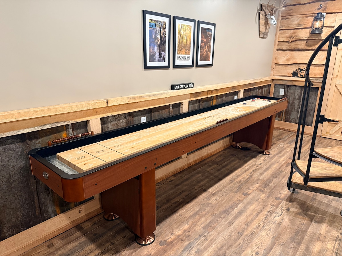 12’ Shuffle board at Sweet River Lodge in Tionesta