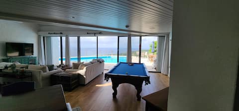 Top performing Airbnb: Pool, Billiards, Shuffleboard, and Ocean Views! in United States Virgin Islands