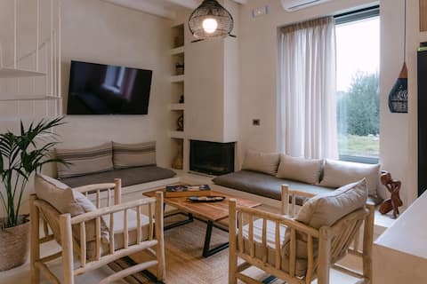 Top performing Airbnb: Villa Aldea | A Dreamy, Stylish Boho Escape in Δήμος Μυλοποτάμου