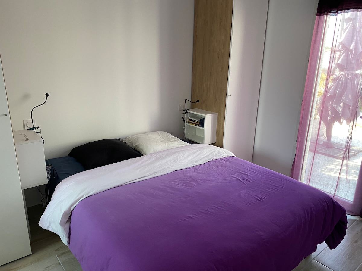 غرفة النوم 2