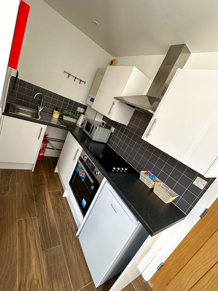 Cosy And Quiet Studio On High Street, Southampton - Southampton
