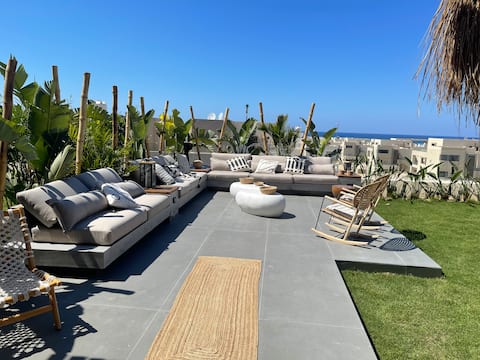 Unique & stylish sea view chalet at hacienda white