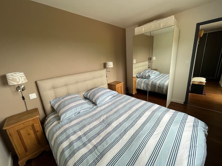 Ორადგილიანი საწოლის ორ ერთადგილიან საწოლად გადაკეთების შესაძლებლობა