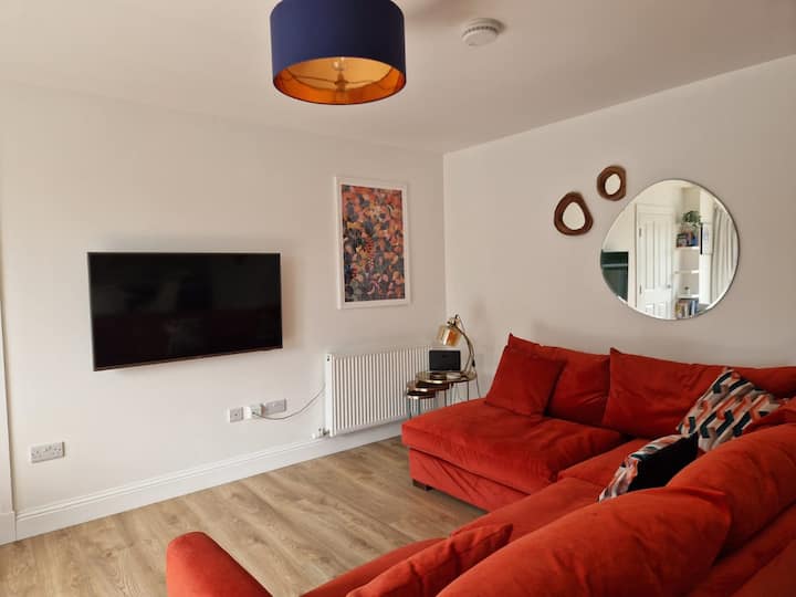 Modern Apartment On The River In Callander. - Callander