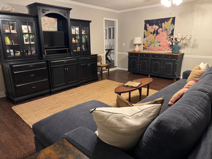 Entire Home Watkinsville 
2 Br, 1.5 Bth - Athens, GA