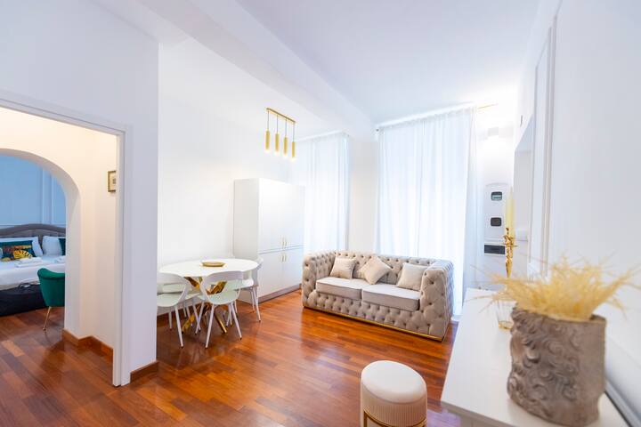 Trevi Fountain Superior Suites gallery image 5