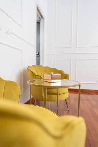 Trevi Fountain Superior Suites gallery image 3