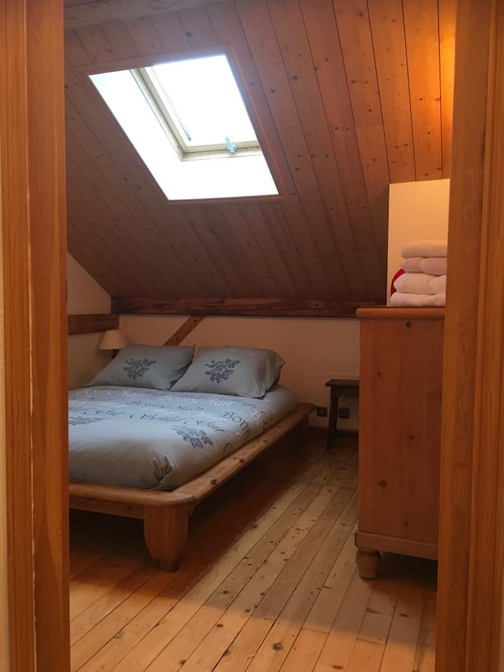 غرفة النوم 2