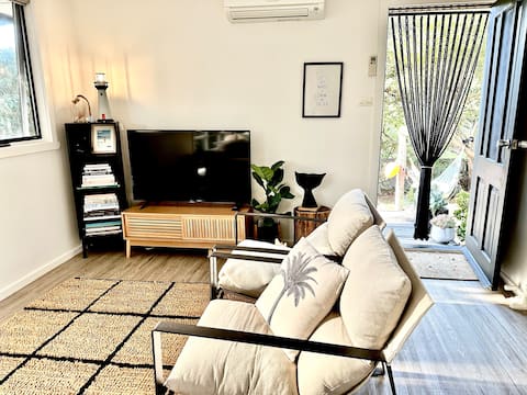 Top Airbnb: SeaFolk Beach house Cape Woolamai Phillip Island. in Cape Woolamai