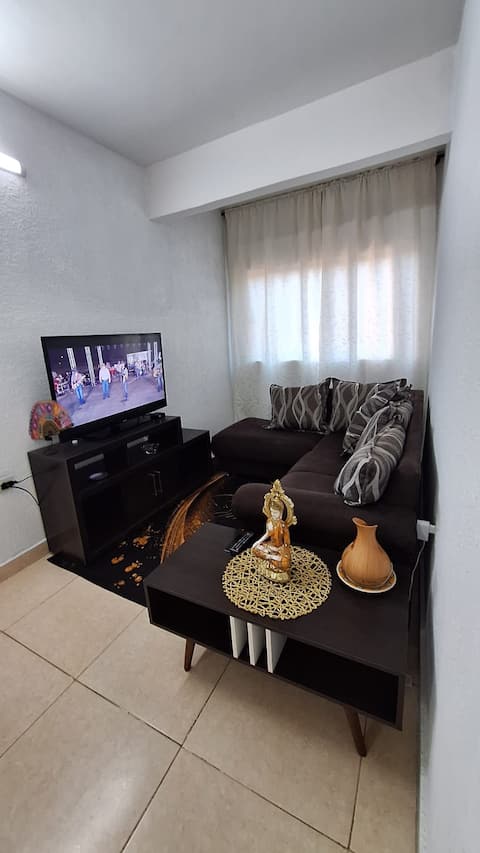 Cozy, comfortable, 2 Bedroom apartment