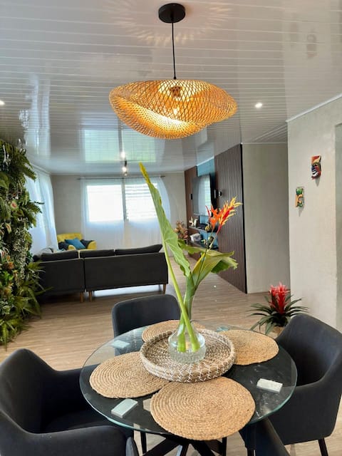 Affordable and cozy 10 minutes from Tocumen Casa Arad