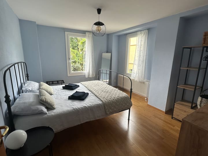 საძინებელი 1