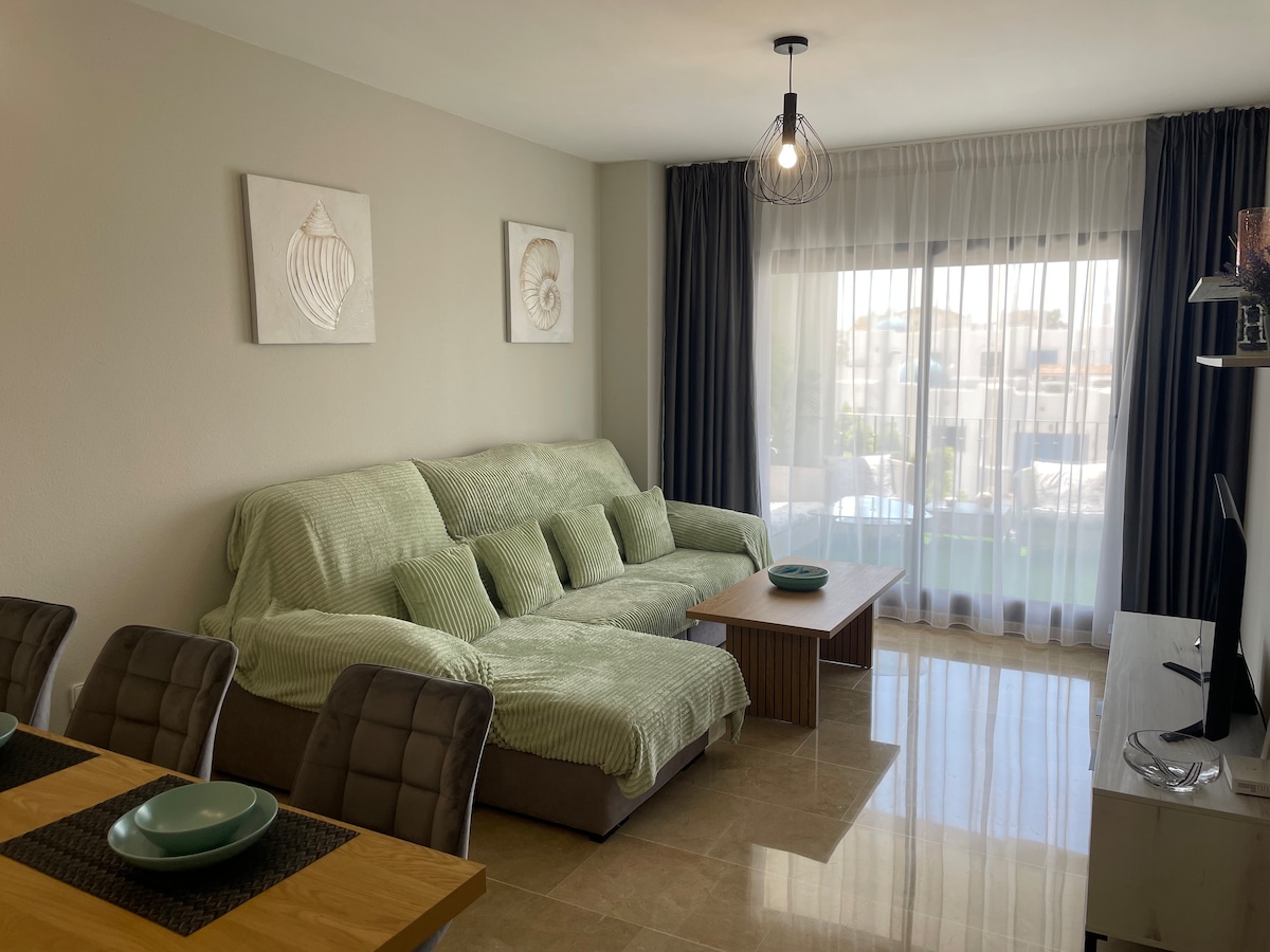 Propriété Airbnb réussie: Apartment in Marina Duquesa à Manilva