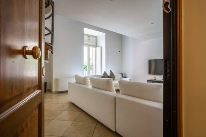 cisterna esclusive apartment gallery image 2