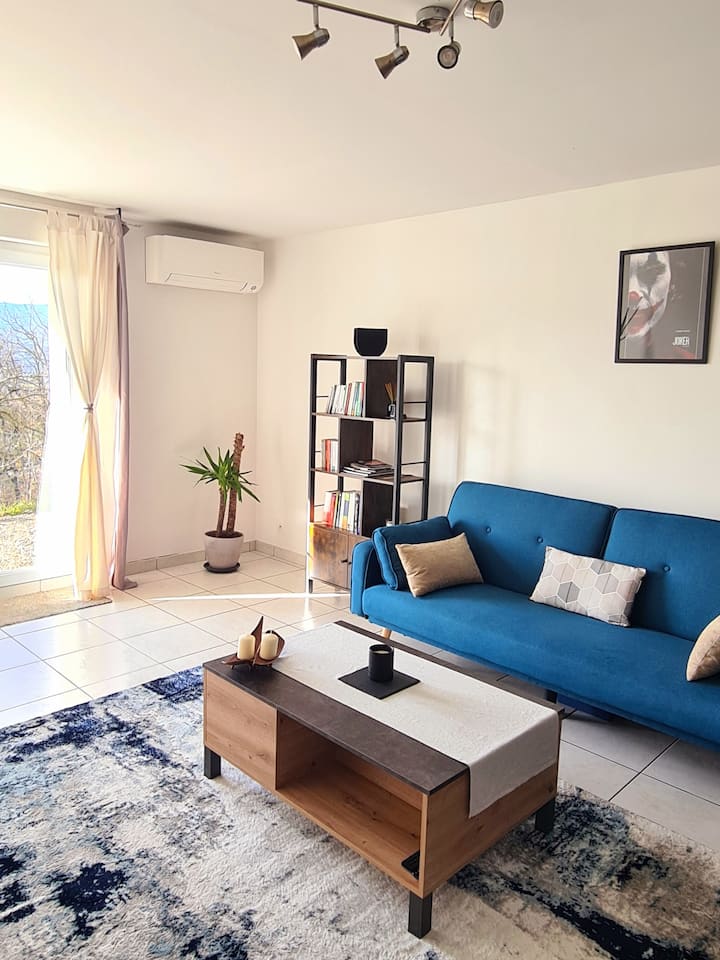 Gîte De 70m² Avec Vue Sur Le Massif Du Pilat - Condrieu