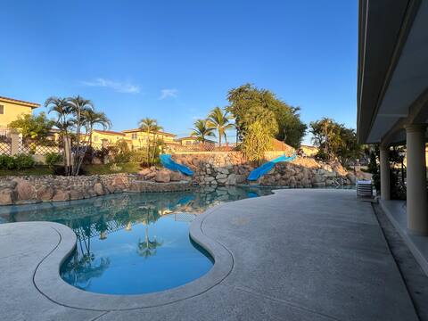 Centrally located house with5hab |BBQ|pool| 24/7 security