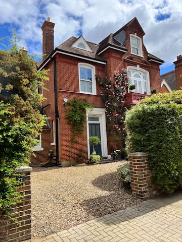 London mansion house with garden