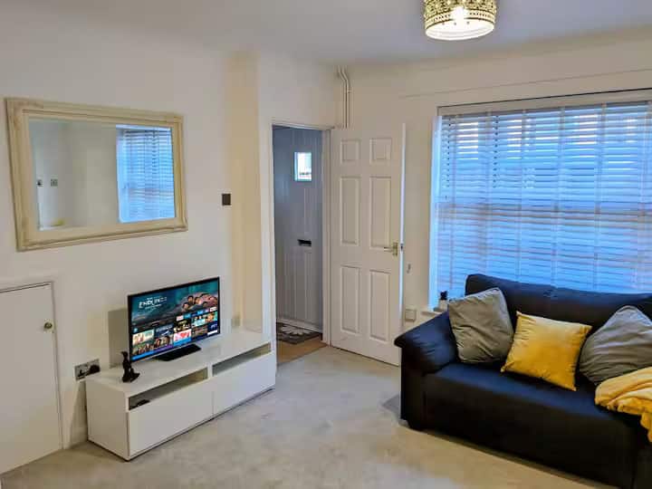 Cosy 2br | Sleeps 4 | Colchester Town Co1 - Colchester