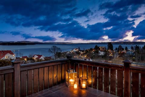 Spectacular view & charming house in Vollen centre