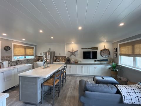 Top performing Airbnb: Coastal Cottage in Dana Point